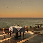 Cavo Orient Hotel&suites Hotel