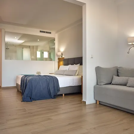 Cavo Orient & Hotel