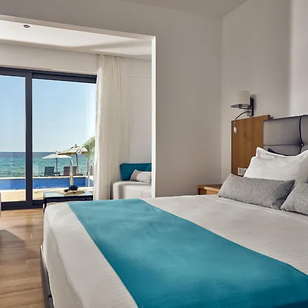 Hotel Cavo Orient & 4*