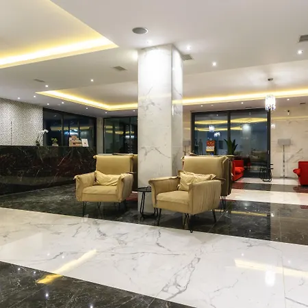 Hotel Cavo Orient & 4*