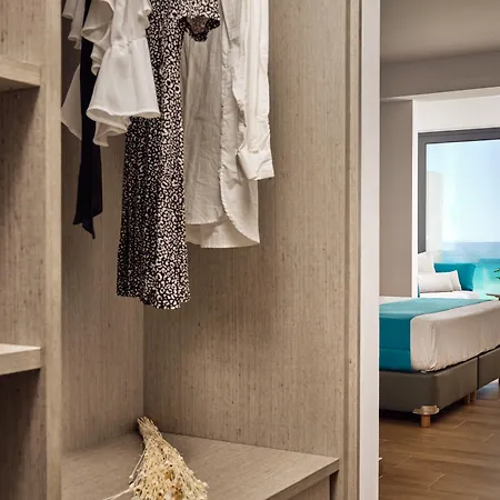 Cavo Orient & Hotel