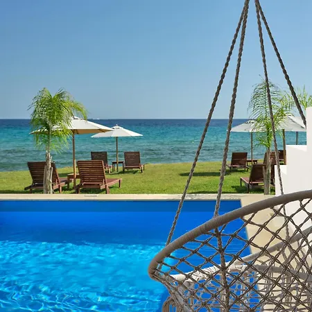 Cavo Orient & 4*