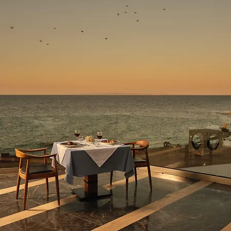 Cavo Orient & Hotel