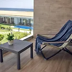Cavo Orient & 4*