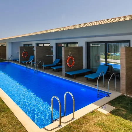 Cavo Orient & 호텔