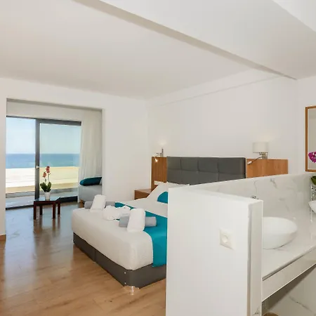 Cavo Orient & Hotel